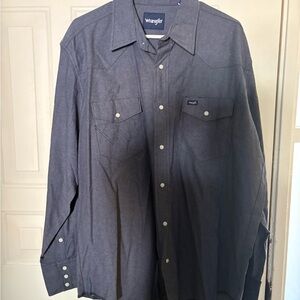 Wrangler Men's Dark Blue Casual Button Down Shirt
